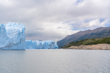 La grandeza del Glaciar Perito Moreno, Provincia de Santa Cruz Argentina.
