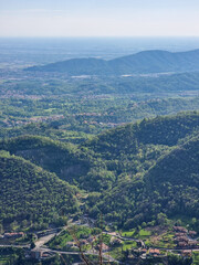 Fototapeta premium view of the mountains