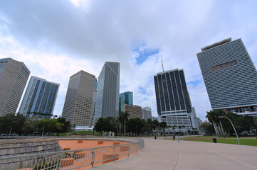 Fototapeta premium bayfront, park, landmark, public, miami, usa, united, states, florida, clouds, winter, cloudy, day, towers, district, business, famous, town, city, architecture, building, skyline, skyscraper, buildin