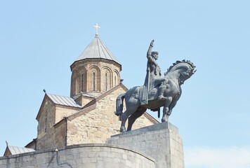 Obraz premium A statue of King Vahktang, credited with founding Tbilisi in the 5th century AD