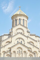 Fototapeta na wymiar Sameba Trinity Church, built to celebrate 1,500 years of the Georgian Orthodox Church