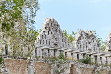 Fototapeta premium The Mayan ruins of Uxmal in Yucatan, Mexico, is one of Mesoamerica's most stunning archaeological sites