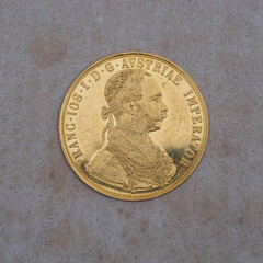 4 ducats 1915 Austria-Hungary. Bulk of 4 ducats gold coins, Franc Ios, old coins, various years  