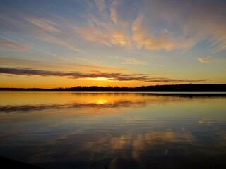 Fototapeta na wymiar Sunrise at Lake Simcoe, Canada