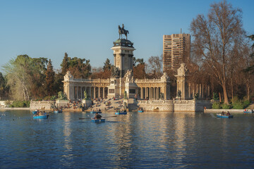 Fototapeta na wymiar Retiro Park Lake and Monument to Alfonso XII - Madrid, Spain