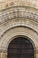 Final Gothic doorway of the Church of Santa María la Mayor de la Asunción located in Brozas.