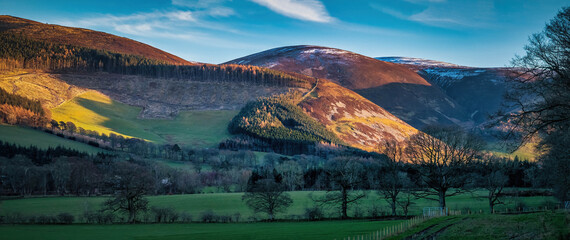 Fototapeta premium Dusk on the Ettrick Hills, Tweeddale, Scottish Borders. 