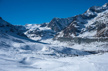 Fototapeta na wymiar Zermatt ski resort view