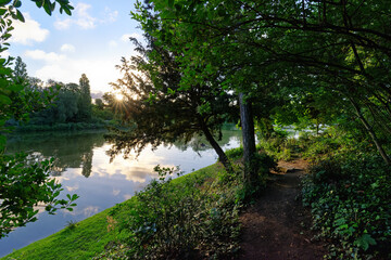 Daumesnil lake n the Vincennes wood.