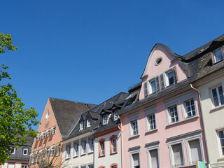 Obraz premium Frühlingszeit in Saarburg an der Saar
