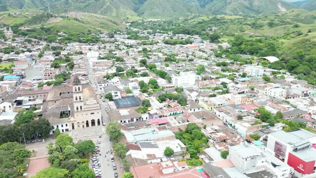 Pueblo Garz&oacute;n - Huila, toma a&eacute;rea 