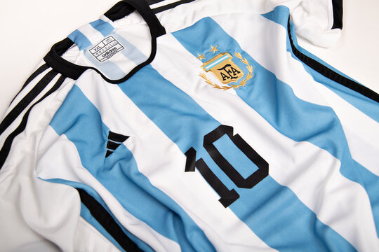 NEW ARGENTINE SOCCER SELECTION SHIRT. LIONEL MESSI'S 1O NUMBER NUMBER. PHOTOGRAPH TAKEN IN MENDOZA, ON NOVEMBER 2, 2022. ARGENTINA.