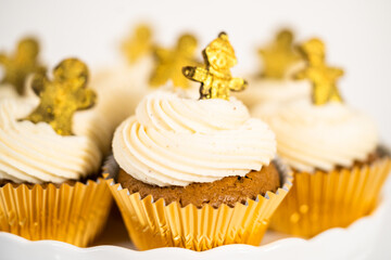 Gingerbread cupcakes
