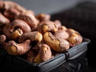 Roasted Cashew Nuts, Traditional Wrapped Gift	