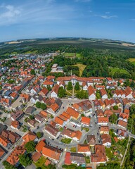 Blick auf Bad Wurzach in Oberschwaben aus der Luft