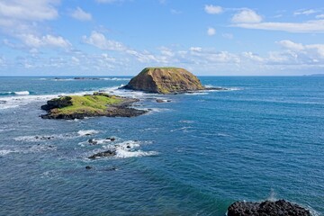 beach and rocks at phillip island