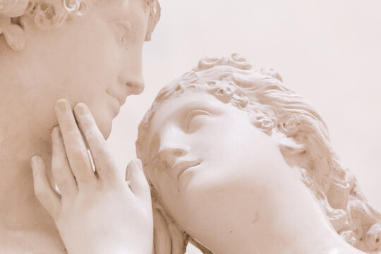 Possagno, Italy: Venus and Adonis, work by Antonio Canova, 1794 - Venere e Adone