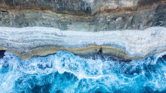 Bunda Cliffs seascape