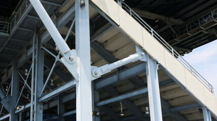 Stadium steel structure hinges and fixed pin connection joint.