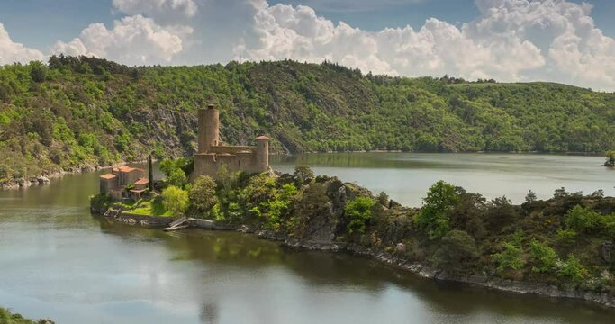 les gorges de la Loire  en France

