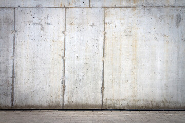 Concrete wall and parking place