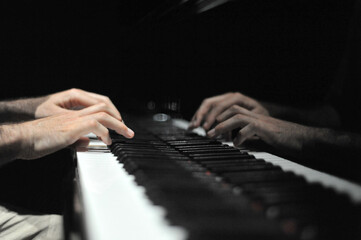 Le mani del pianista