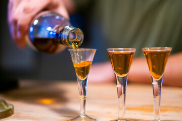 ラム酒を入れる