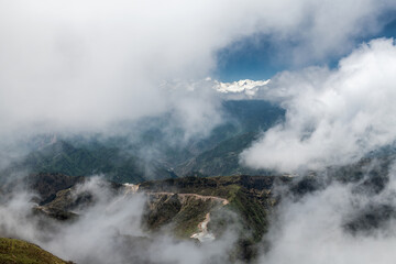 Fototapeta na wymiar Niubei Mountain sea of clouds in Western Sichuan plateau, Sichuan province, China.