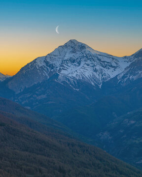Monte Chaberton al tramonto Piemonte Torino 