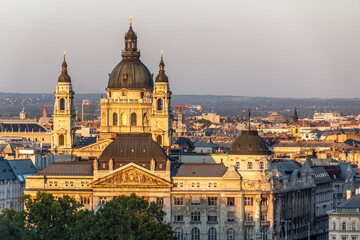 Fototapeta na wymiar View of St. Stephen's Basilica in Budapest, Hungary
