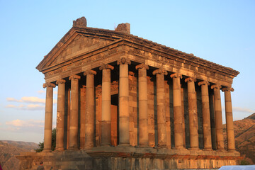 Obraz premium ruins of the temple