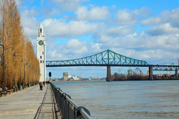 Fototapete Tower Bridge Jacques Cartier bridge and tower clock in Montreal in Canada