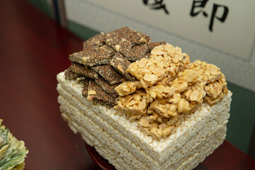 prepare food for ancestral rites table	
