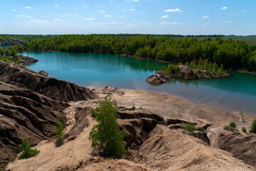 Кондуки, Романцевские горы. Ушаковские угольные карьеры.