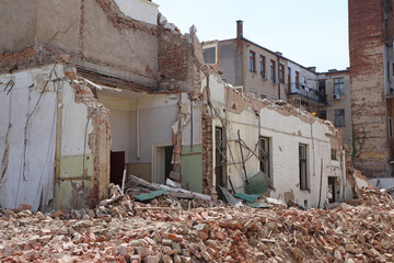 Demolition of old buildings in the city