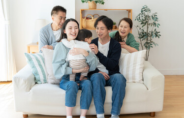 日本人三世代家族