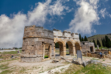 Fototapeta premium colonnade on the main street of ancient ruined city Hierapolis in Turkey