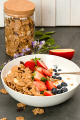 Healthy cereal breakfast with fruit