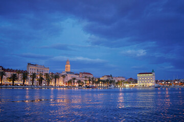 Obraz premium Travel by Croatia. Beautiful landscape with Split Old Town on sea promenade in night.