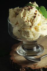 Ice cream scoops in an ice cream bowl