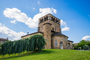 Fototapeta na wymiar église de Montanay