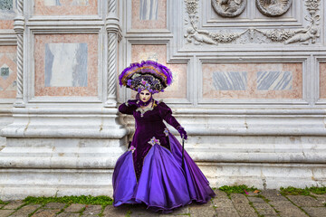 Fototapeta na wymiar Beautiful lady masks during the Venice carnival