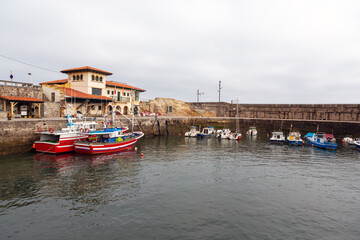 Fototapeta na wymiar nice fishing port in the spanish town of comillas, cantabria.