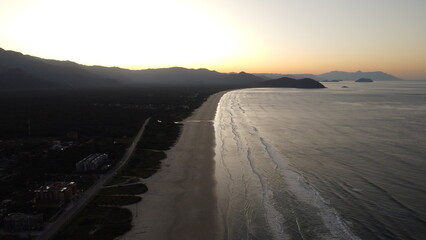 Visão aérea da praia de Boracéia, Bertioga, SP, Brasil