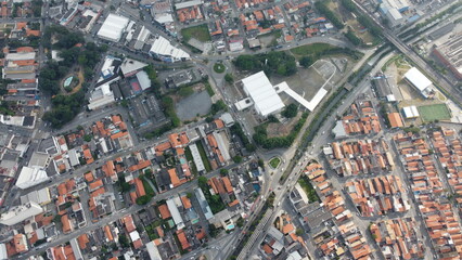 Fototapeta premium Visão aérea da cidade de Poá no estado de São Paulo captada do alto por um drone.