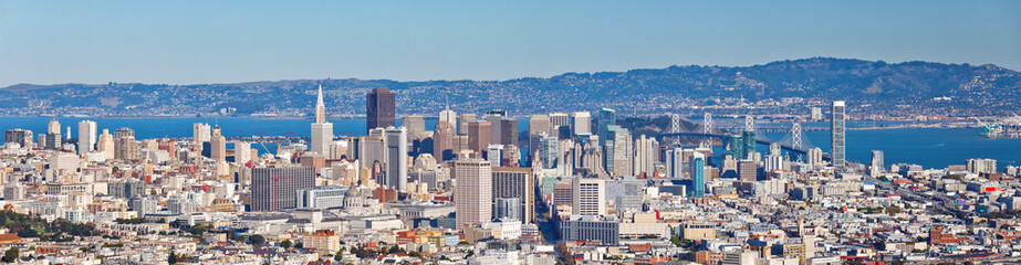 Fototapeta na wymiar Panoramic cityscape of San Francisco at sunny day, San Francisco, USA
