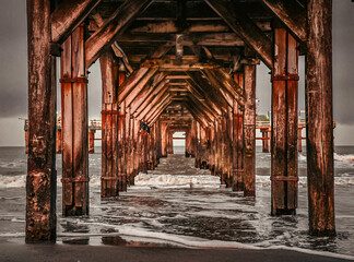 Fototapeta na wymiar wooden bridge