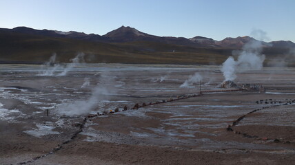 Vapores termais no Geysel Del tatio, Chile.
