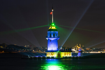 Fototapeta premium Laser Light Show at New Maiden's Tower (Yeni Kız Kulesi) Long Exposure Photo, Uskudar Istanbul, Turkey (Turkey)