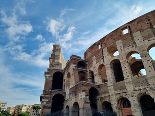 Fototapeta premium Colosseum with scenic sky in Rome, Italy